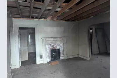 112 N Secrest Street, Kinston, NC 28501 - Photo 6