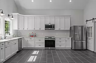 202 W Main St, Sanford, NC 27332 - Photo 28