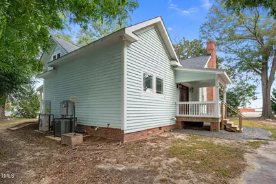 202 W Main Street, Sanford, NC 27332 - Photo 6