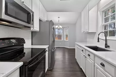 935 S Willhaven Drive, Fuquay-Varina, NC 27526 - Photo 6