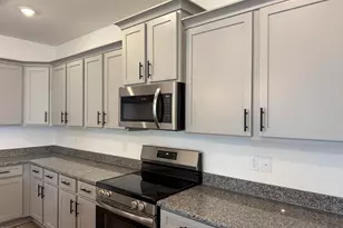 21 Joyner Pk Dr, Rocky Mount, NC 27803 - Photo 10
