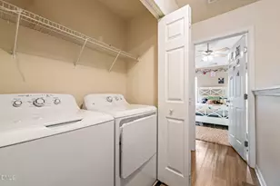 2806 Wyntercrest Ln, Durham, NC 27713 - Photo 18