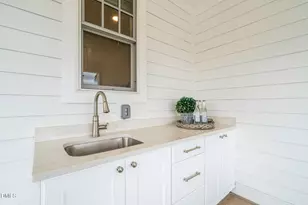 2608 Tidwell St, Raleigh, NC 27608 - Photo 46