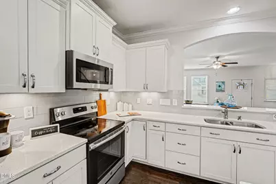 122 Royal Oak Lane, Garner, NC 27529 - Photo 6