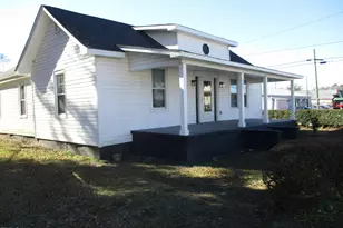 202 E Washington St, La Grange, NC 28551 - Photo 2