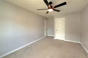 114 Sutherland Dr, Sanford, NC 27330 - Photo 8