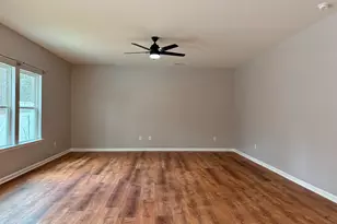 114 Sutherland Dr, Sanford, NC 27330 - Photo 10
