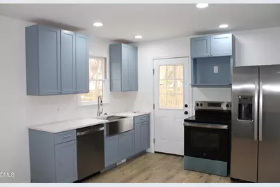 721 S Fuquay Avenue, Fuquay-Varina, NC 27526 - Photo 8