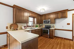 8313 Dunwood Ct, Raleigh, NC 27613 - Photo 14