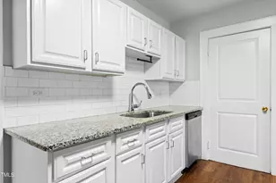 113 Herbert St, Durham, NC 27703 - Photo 6