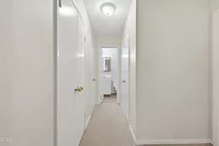 4 Shepherd Ln, Chapel Hill, NC 27514 - Photo 6