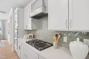 194 Cheerful Ln, Fuquay Varina, NC 27526 - Photo 4