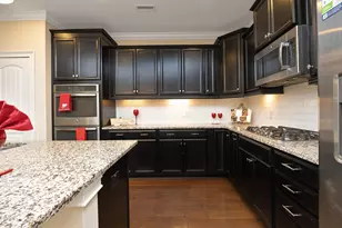 636 Chronicle Dr, Cary, NC 27513 - Photo 12