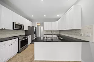 208 Waverly Dr, Clayton, NC 27527 - Photo 12