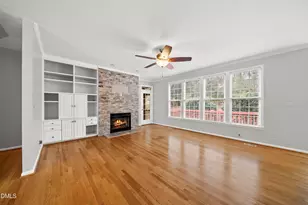 208 Waverly Dr, Clayton, NC 27527 - Photo 8