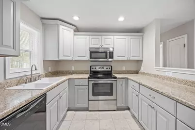 226 Lakeview Drive, Spring Lake, NC 28390 - Photo 14