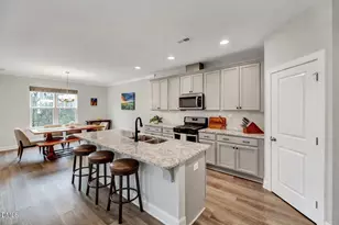 326 Sailor Wy, Fuquay Varina, NC 27526 - Photo 2