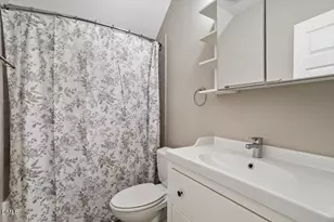 405 Jewell Dr, Chapel Hill, NC 27516 - Photo 54