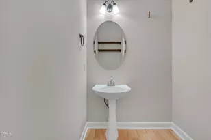 851 Genford Ct, Raleigh, NC 27609 - Photo 12