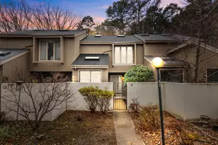 14 Tottenham Ln, Chapel Hill, NC 27517 - Photo 1