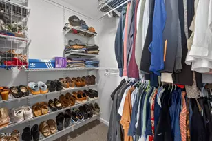 9200 Colony Village Ln, Raleigh, NC 27617 - Photo 20