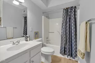 2811 Edridge Ct, Raleigh, NC 27612 - Photo 12