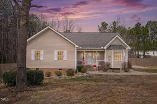 35 Harrison St, Zebulon, NC 27597 - Photo 4