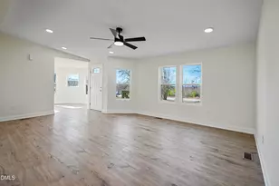 22176 N Carolina 24, Cameron, NC 28326 - Photo 6