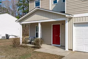 170 Fawnbrook Dr, Four Oaks, NC 27524 - Photo 2