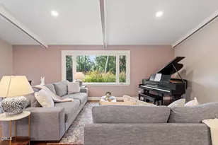 2120 Hillock Dr, Raleigh, NC 27612 - Photo 10