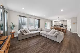 31 Wood Barn Ct, Fuquay Varina, NC 27526 - Photo 8