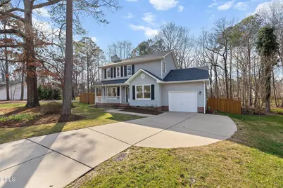 1501 Ravensthorpe Drive, Fuquay-Varina, NC 27526 - Photo 2