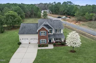 16 Gwendolyn Way, Fuquay Varina, NC 27526 - Photo 2