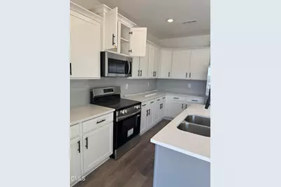 29 Joyner Park Drive, Rocky Mount, NC 27803 - Photo 2