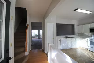 205 Canyon Lake Cir, Morrisville, NC 27560 - Photo 2