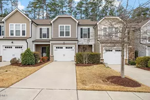 369 White Oak Ridge Dr, Garner, NC 27529 - Photo 2