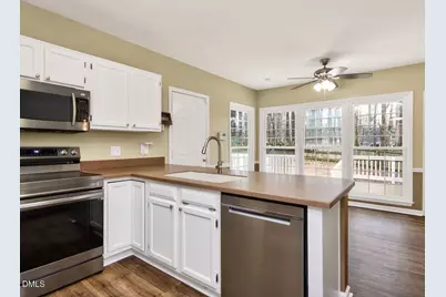 6217 Leesburg Lane, Raleigh, NC 27617 - Photo 4