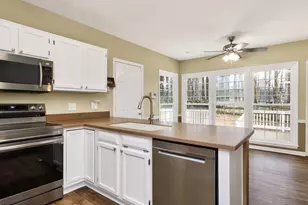 6217 Leesburg Ln, Raleigh, NC 27617 - Photo 4