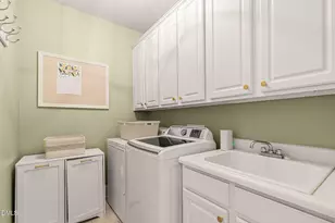 71002 Everard, Chapel Hill, NC 27517 - Photo 54