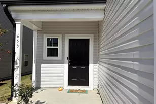 656 Bent Willow Dr, Clayton, NC 27527 - Photo 2