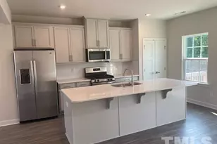 511 Autumn Cure Ct, Fuquay Varina, NC 27526 - Photo 6