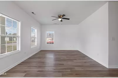 821 S 5th Street, Smithfield, NC 27577 - Photo 8