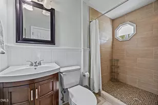 222 Westridge Dr, Raleigh, NC 27609 - Photo 12