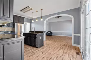 403 Western Wayne Dr, Pikeville, NC 27863 - Photo 4