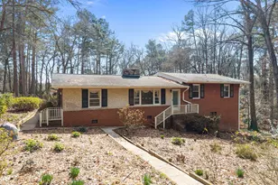 2009 Philcrest Rd, Raleigh, NC 27612 - Photo 2