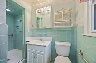 2009 Philcrest Rd, Raleigh, NC 27612 - Photo 16