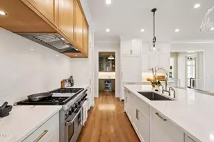 824 Journeys Rest Ln, Apex, NC 27523 - Photo 4