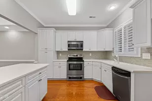 230 Lake Park Cir, Smithfield, NC 27577 - Photo 4