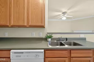 4609 Asterwood Dr, Raleigh, NC 27606 - Photo 16