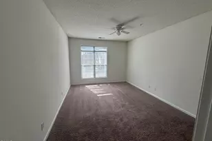 2501 Huntscroft Ln, Raleigh, NC 27617 - Photo 14